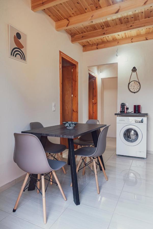 Burnelia Vacation House Lefkímmi Buitenkant foto