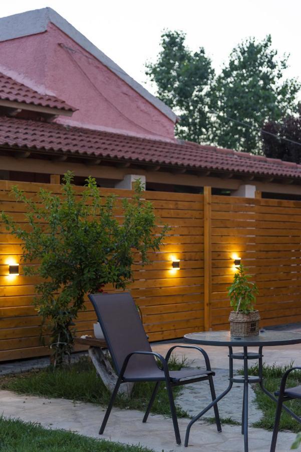 Burnelia Vacation House Lefkímmi Buitenkant foto