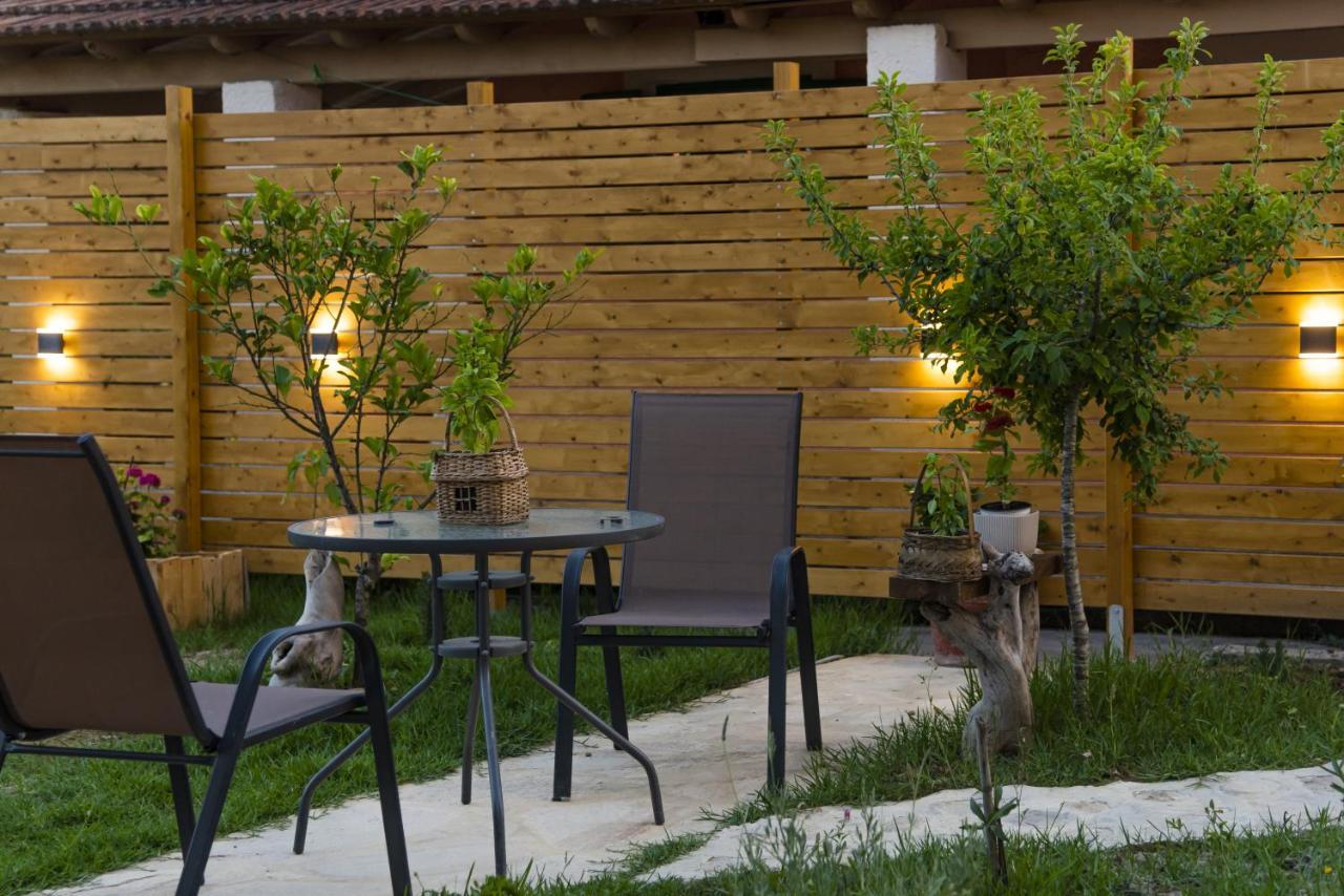 Burnelia Vacation House Lefkímmi Buitenkant foto